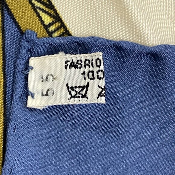 Auth HERMES Carre 90 - Cream Navy Multi Scarf - Picture 7 of 9